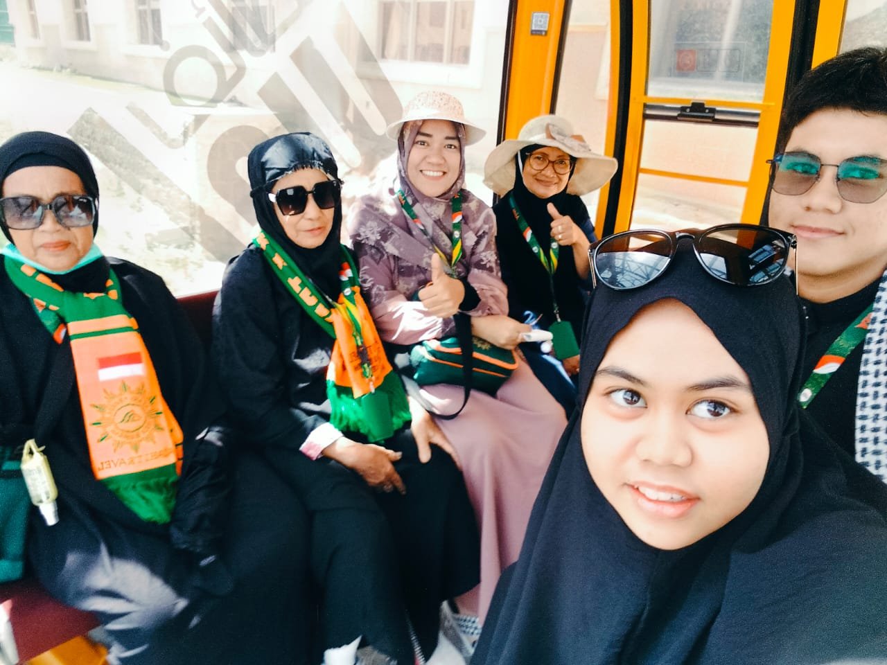 Galeri Azahitravel